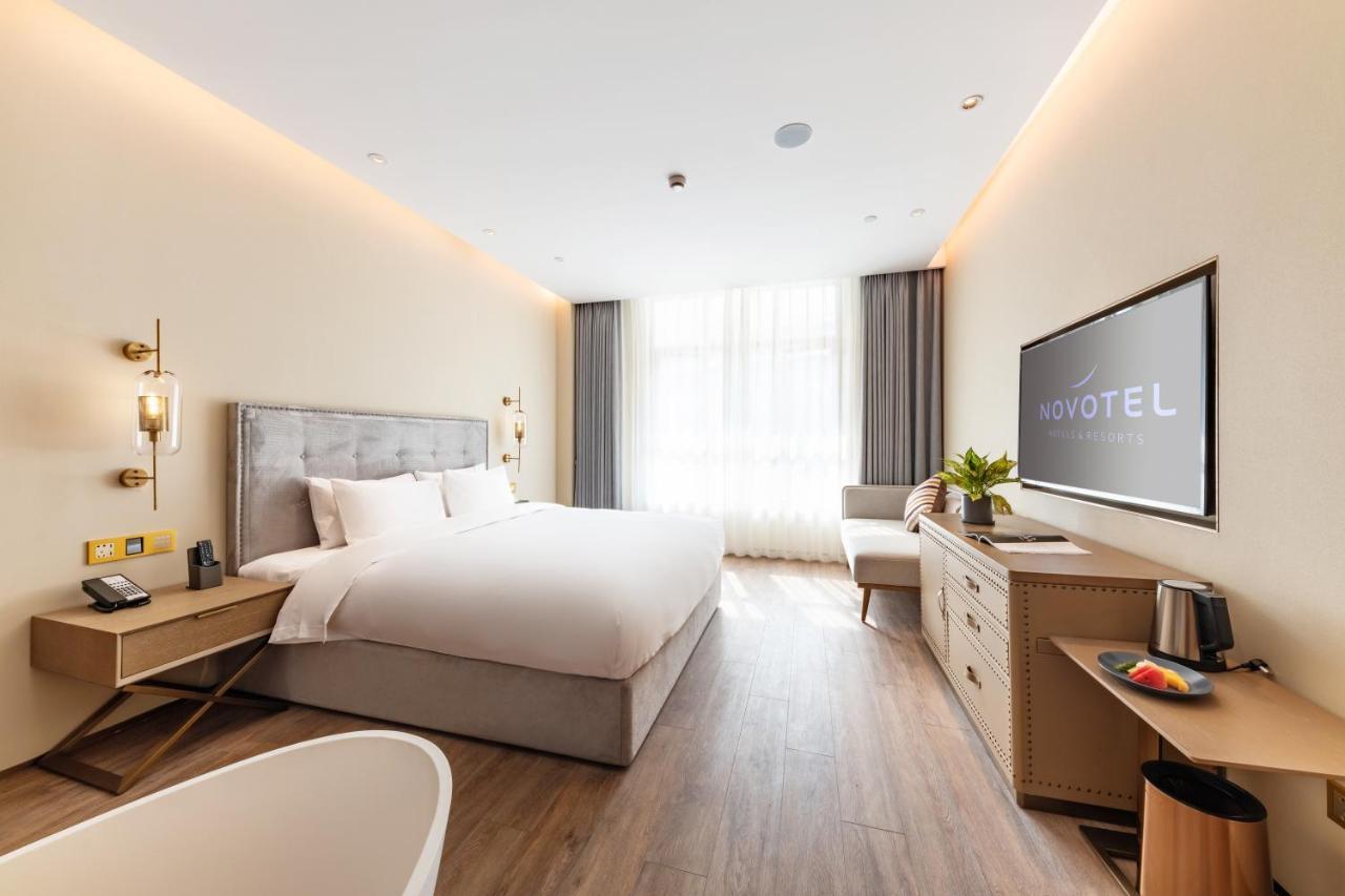 Novotel Qiandao Lake Chun'an Kültér fotó